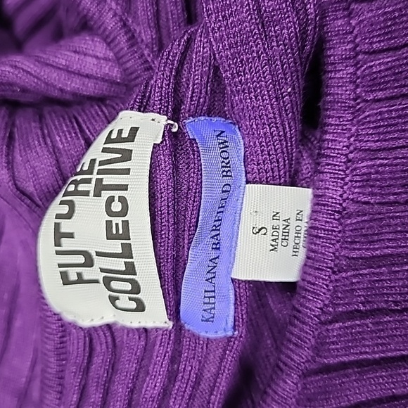 Twisted Back Long Sleeve Crewneck Pullover Sweater | Future Collective | Small - Picture 8 of 10